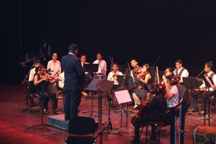 Camerata de Luz SIFAIS en su gira por Nicaragua. Fotografía del Facebook oficial de SIFAIS.