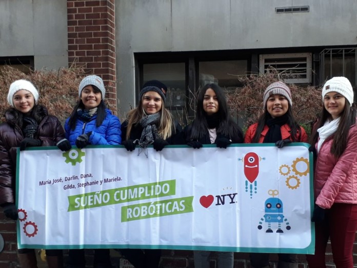 María Jose, Darlin, Dana, Gilda, Stephanie y Mariela conformaron la delegación costarricense en Congreso ONU María Jose, Darlin, Dana, Gilda, Stephanie y Mariela conformaron la delegación costarricense en Congreso ONU