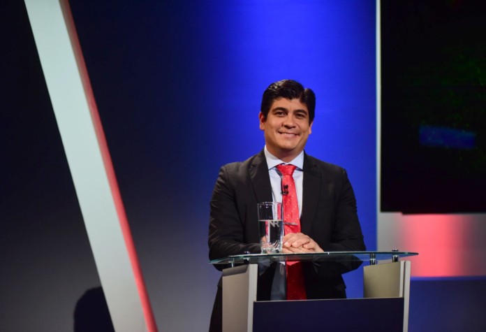 Tomada del facebook de Carlos Alvarado Tomada del facebook de Carlos Alvarado