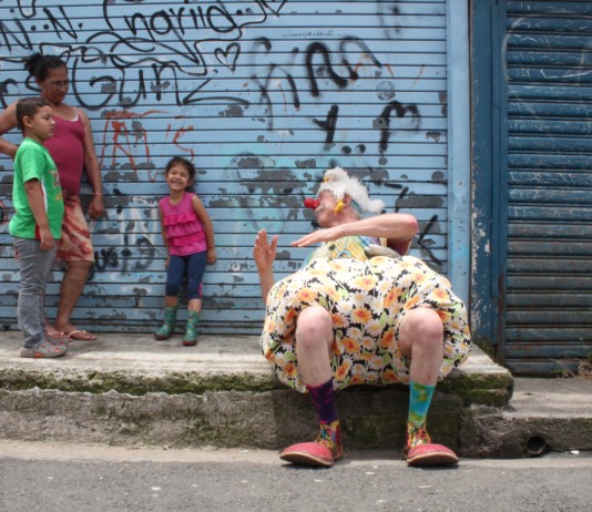 ¡Disfruta tu vida, juega con ella! IMG_6050