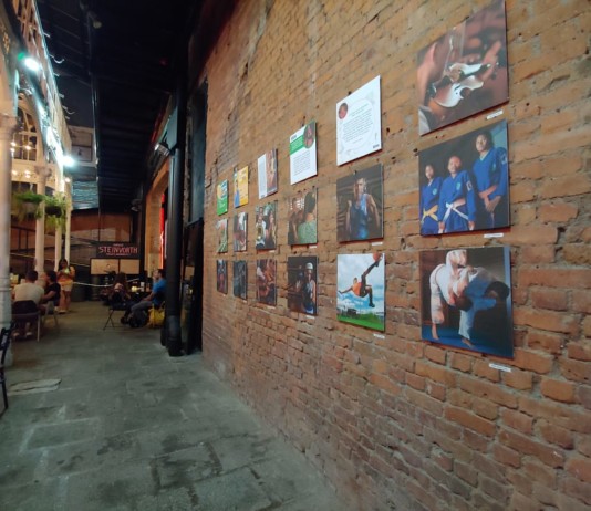 ´´fotografos pricinpiantes de cueva de luz exponen fotografias en el edifio steinvorth´´